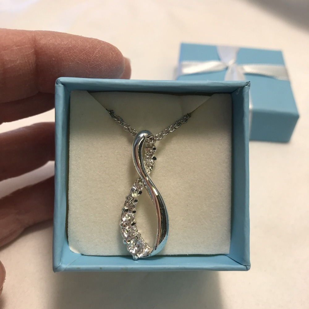 NIB 2008 AVON Silvertone Dream CZ Believe in Love Necklace in Blue Gift Box
